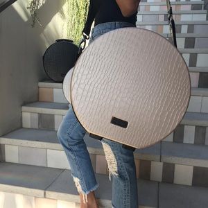 CALPAK Baye Large Hat Box